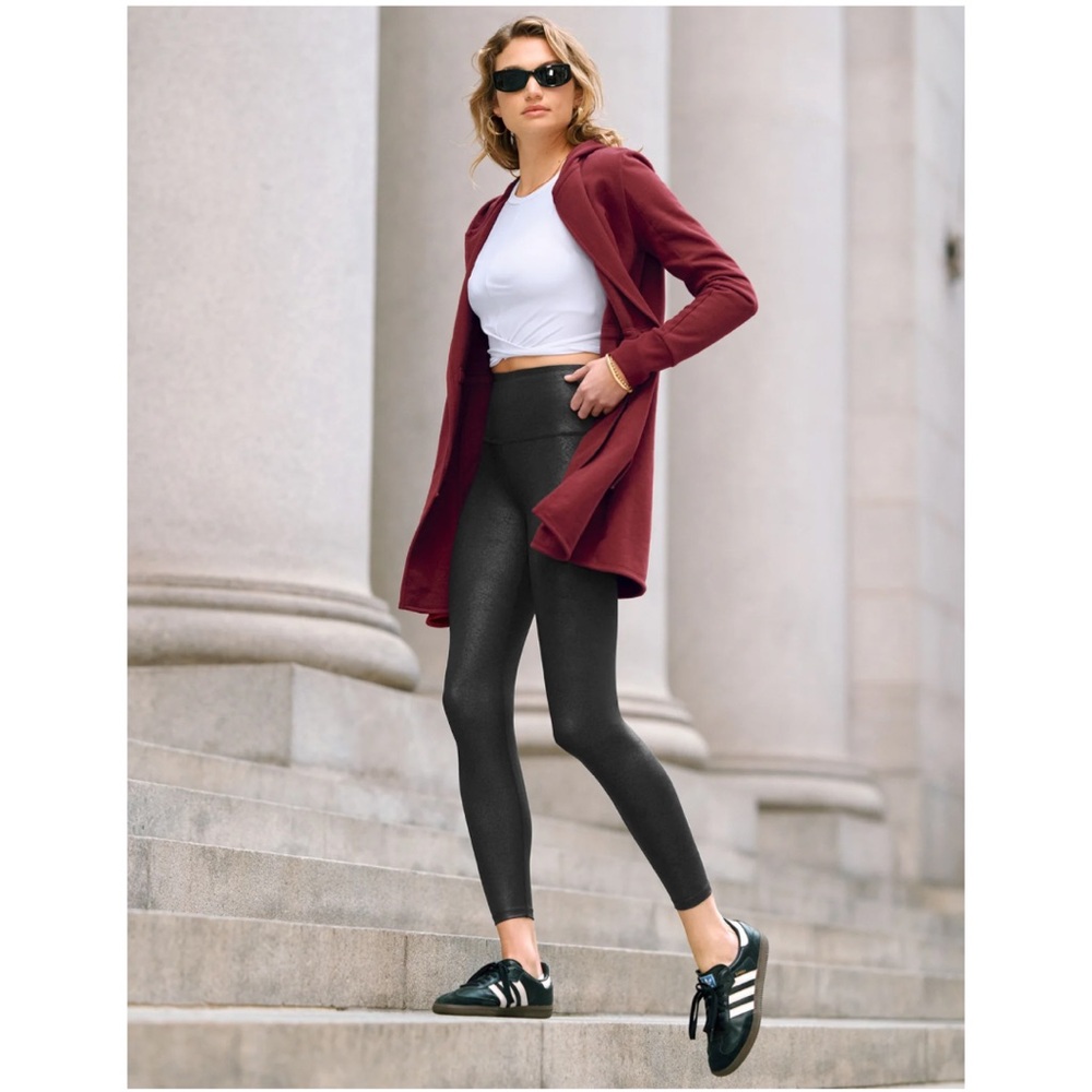 NWT Beyond Yoga Leatherette High Waisted Midi Legging Medium